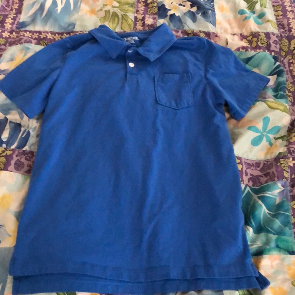 2 button collared shirt, front pocket